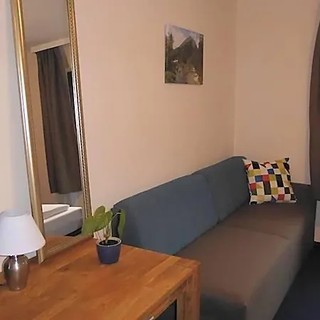 Готель Alpina's Beds & Boots Обертауерн
